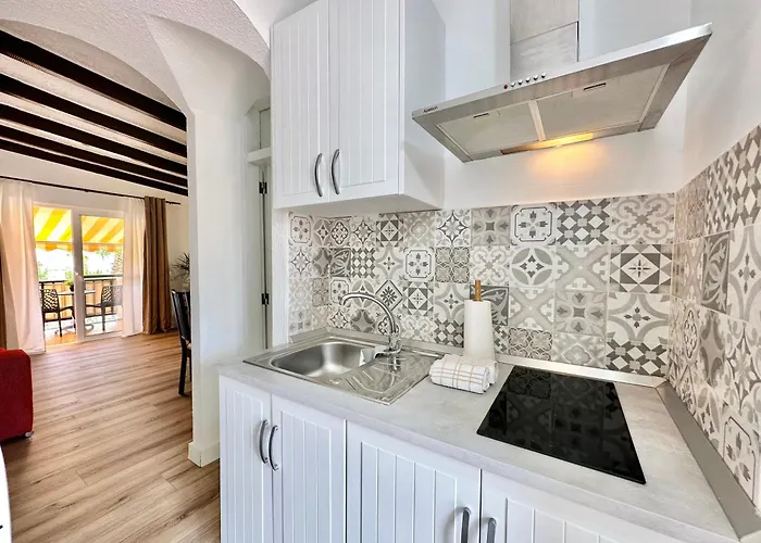 Agave 8 (adults Only) أذيخي